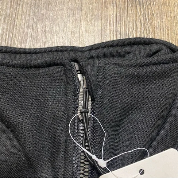 Lululemon Kids Black Half-Zip Pullover Size 5-6Y With Thumb Holes - Picture 7 of 13